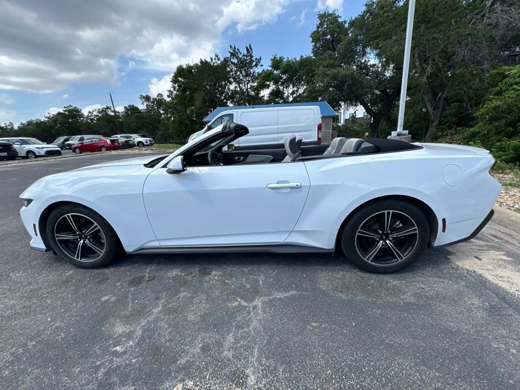 2024 Ford Mustang EcoBoost