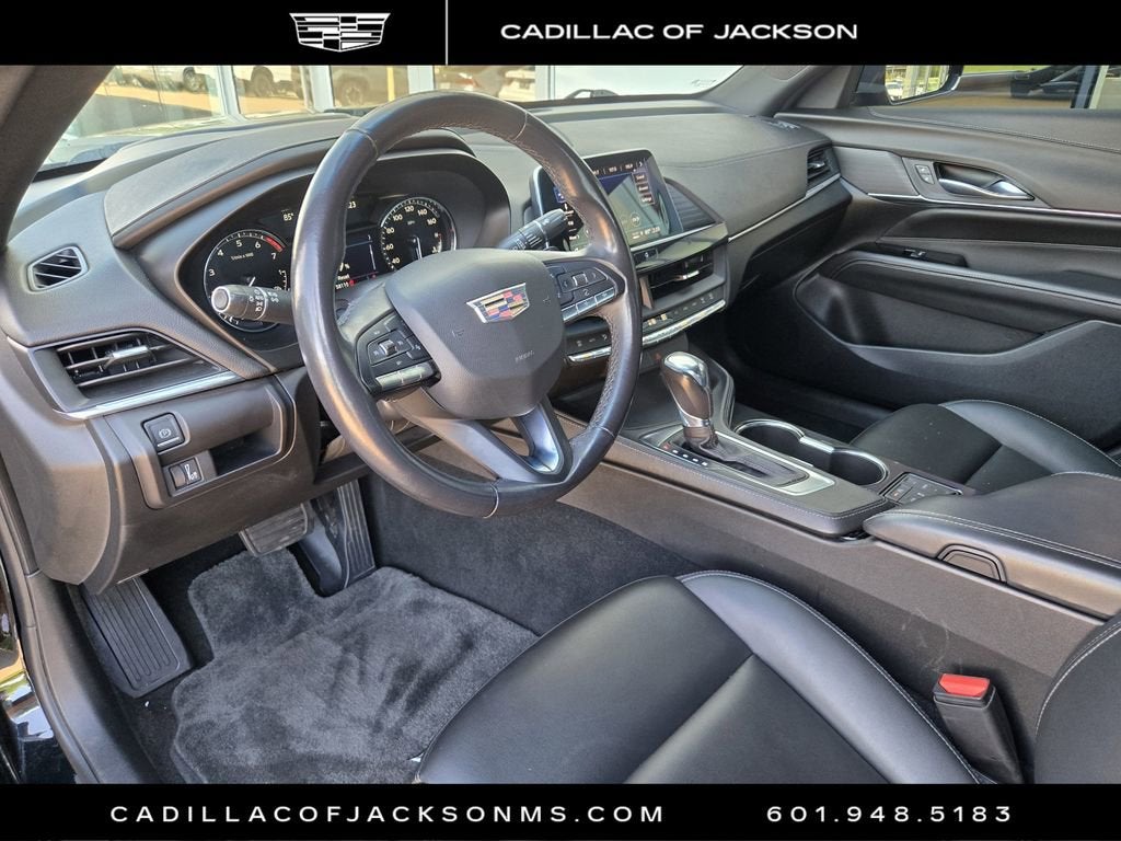 2021 Cadillac CT4 Luxury