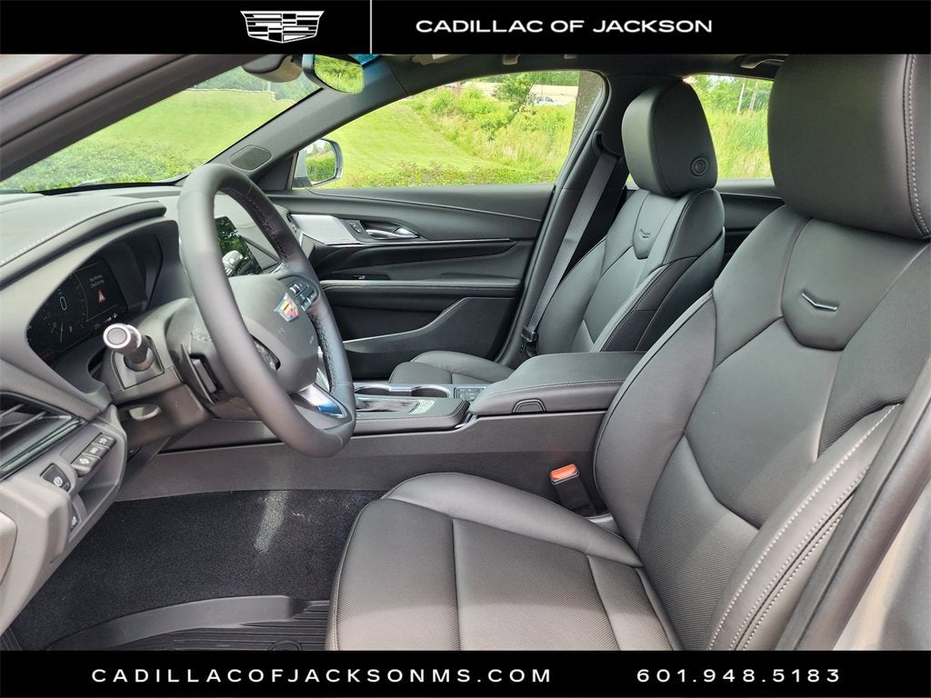 2025 Cadillac CT4 Premium Luxury