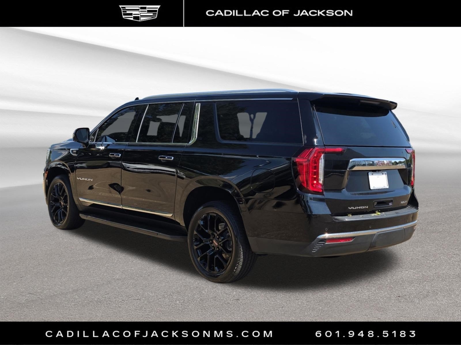2023 GMC Yukon XL SLT