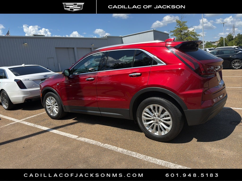 2024 Cadillac XT4 Luxury