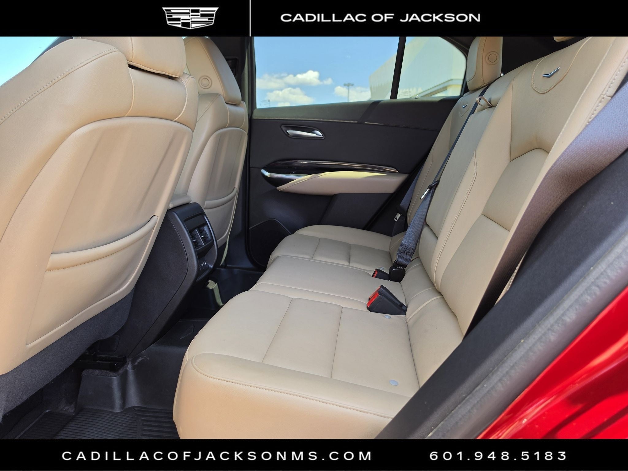 2024 Cadillac XT4 Luxury