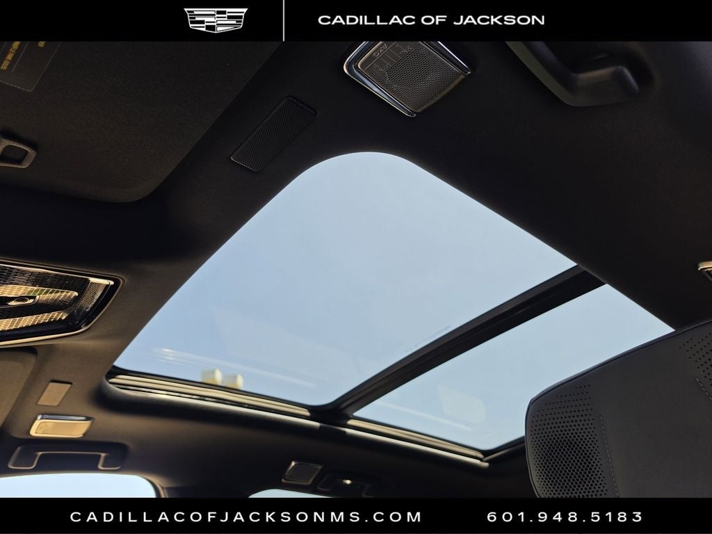 2027 Cadillac VISTIQ Luxury