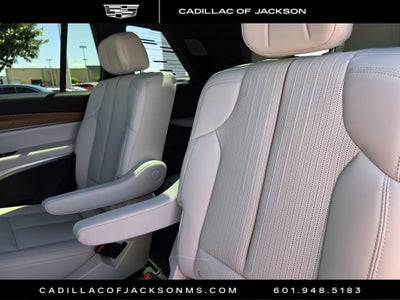 2026 Cadillac VISTIQ Luxury
