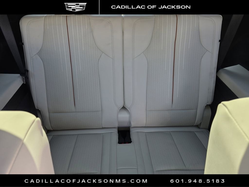 2026 Cadillac VISTIQ Luxury