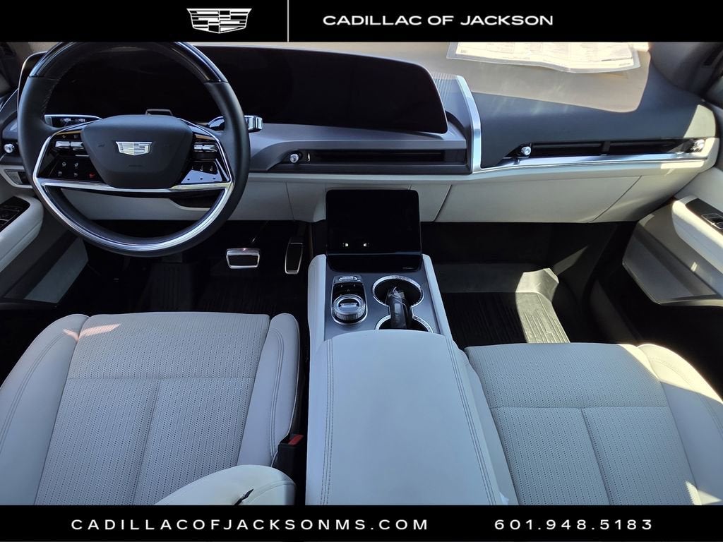 2026 Cadillac VISTIQ Luxury