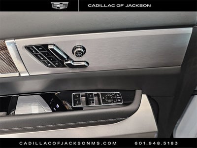 2026 Cadillac VISTIQ Sport