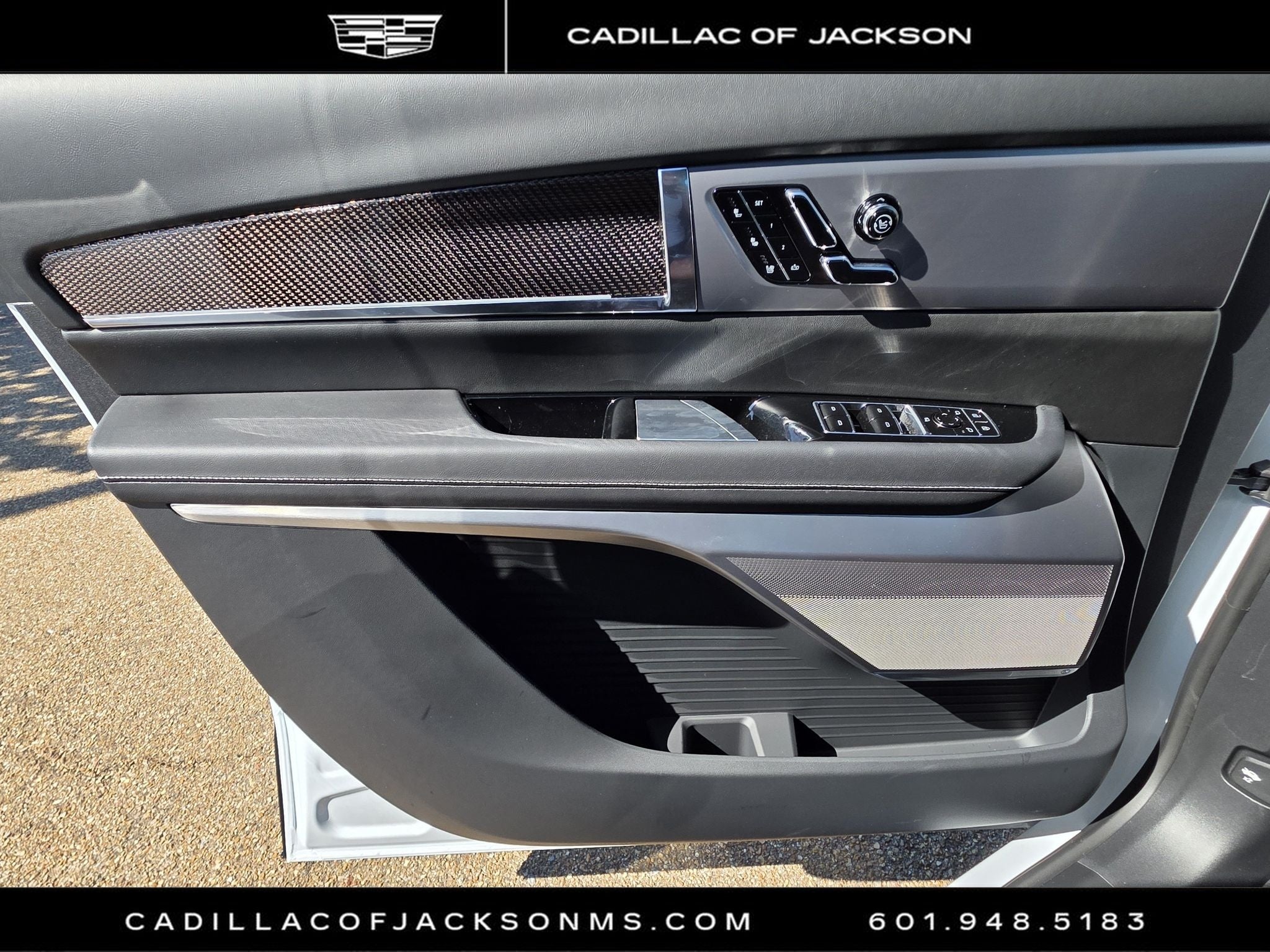 2027 Cadillac VISTIQ Sport