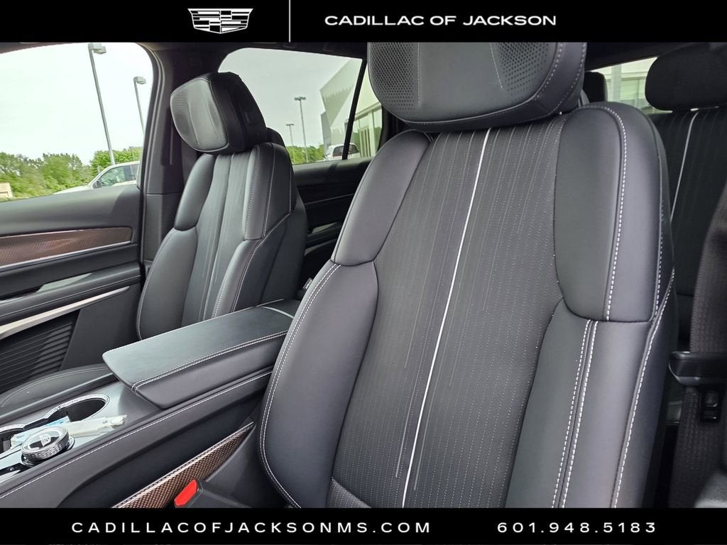 2026 Cadillac VISTIQ Sport