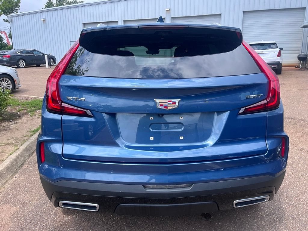 2024 Cadillac XT4 Premium Luxury