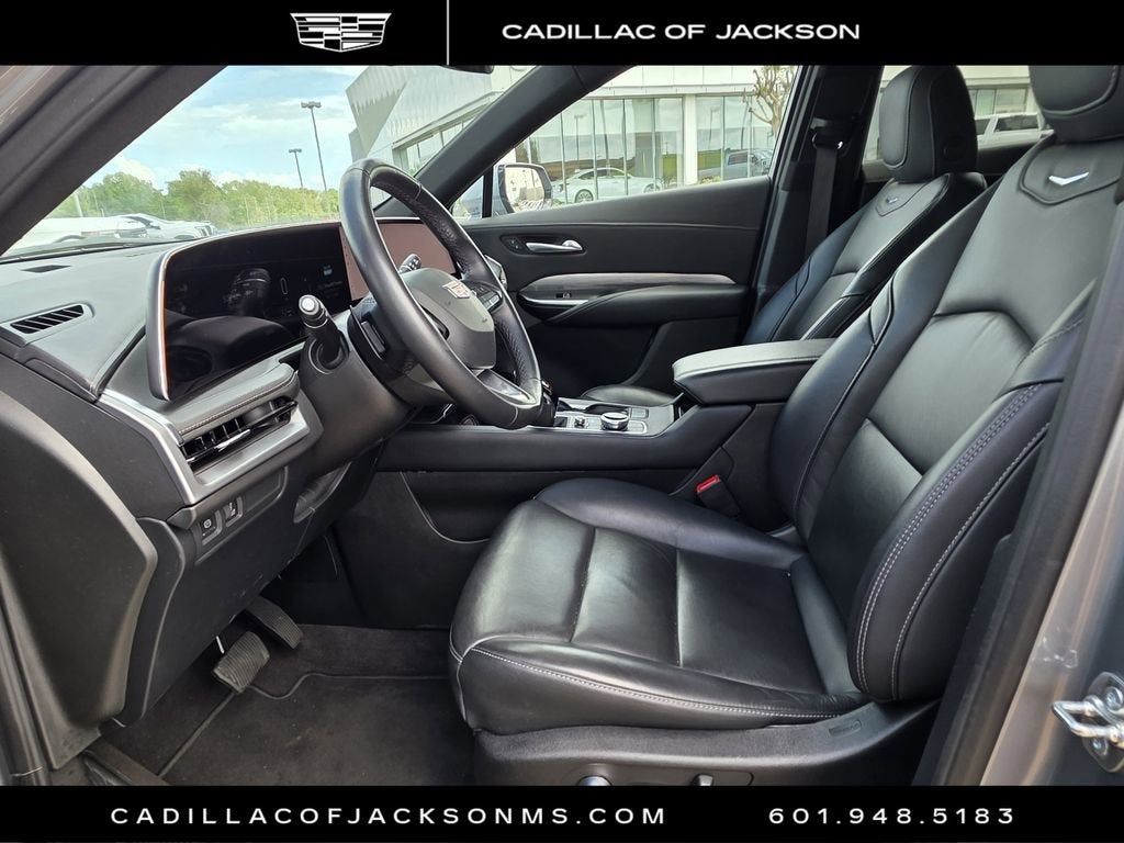 2025 Cadillac XT4 Premium Luxury