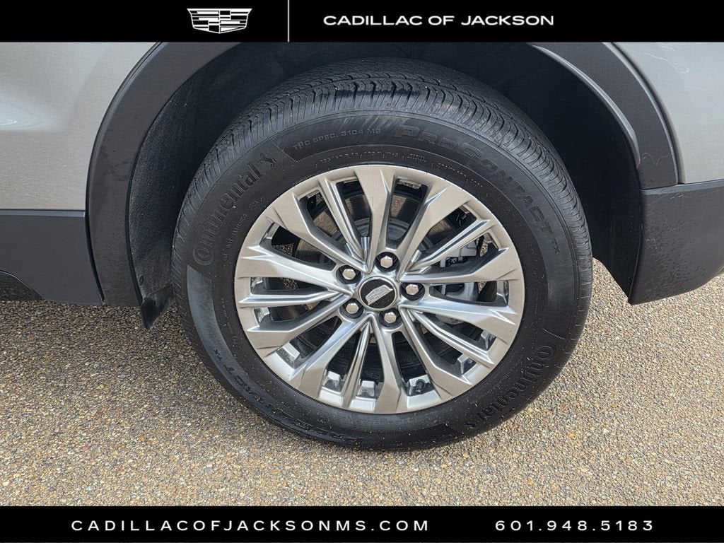 2025 Cadillac XT4 Premium Luxury