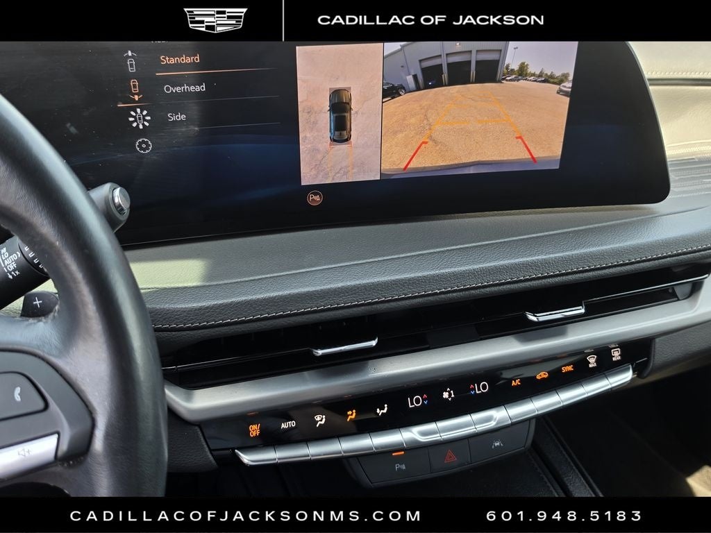 2025 Cadillac XT4 Premium Luxury