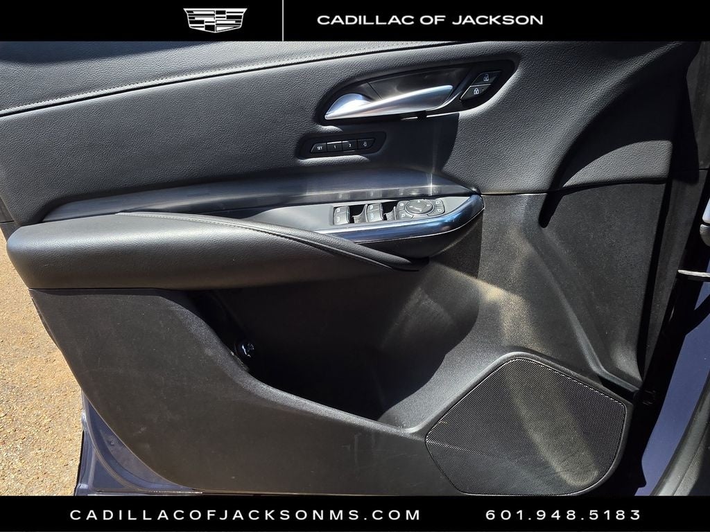 2025 Cadillac XT4 Premium Luxury