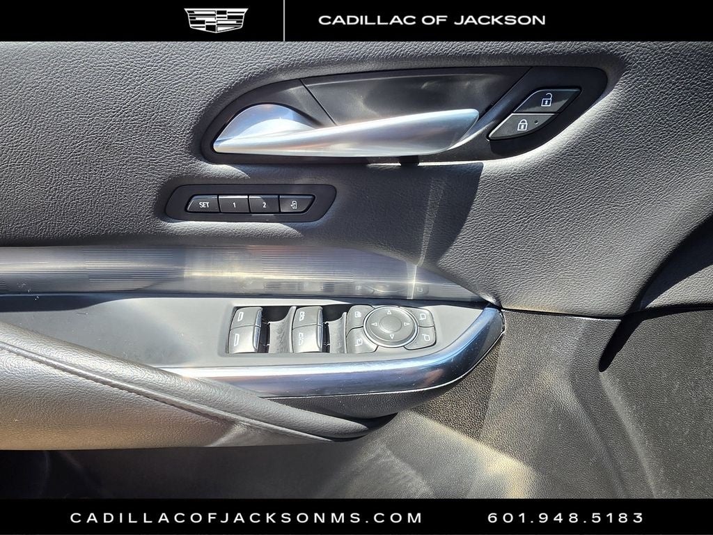 2025 Cadillac XT4 Premium Luxury
