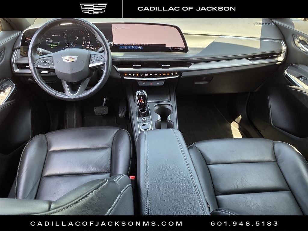 2025 Cadillac XT4 Premium Luxury