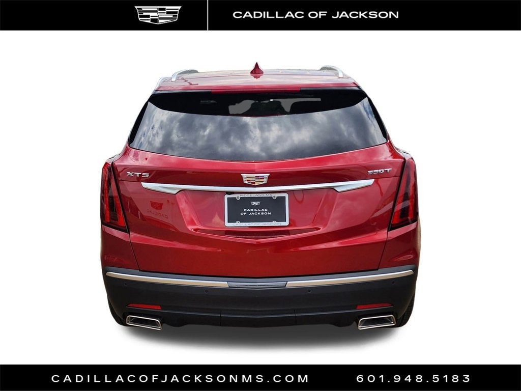 2025 Cadillac XT5 Luxury