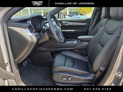 2026 Cadillac XT5 Luxury