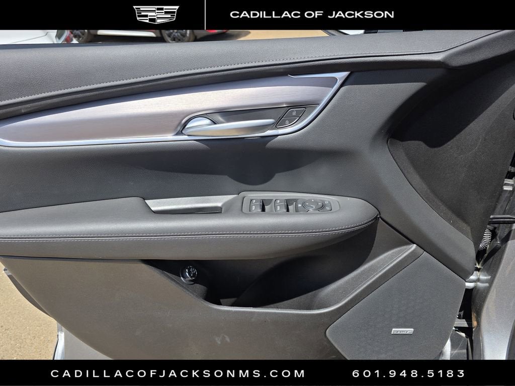2026 Cadillac XT5 Luxury