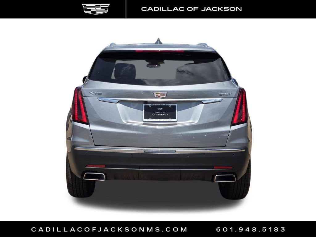 2026 Cadillac XT5 Luxury