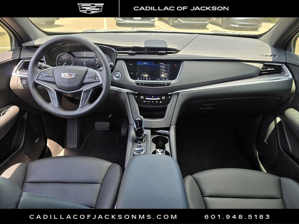 2026 Cadillac XT5 Luxury