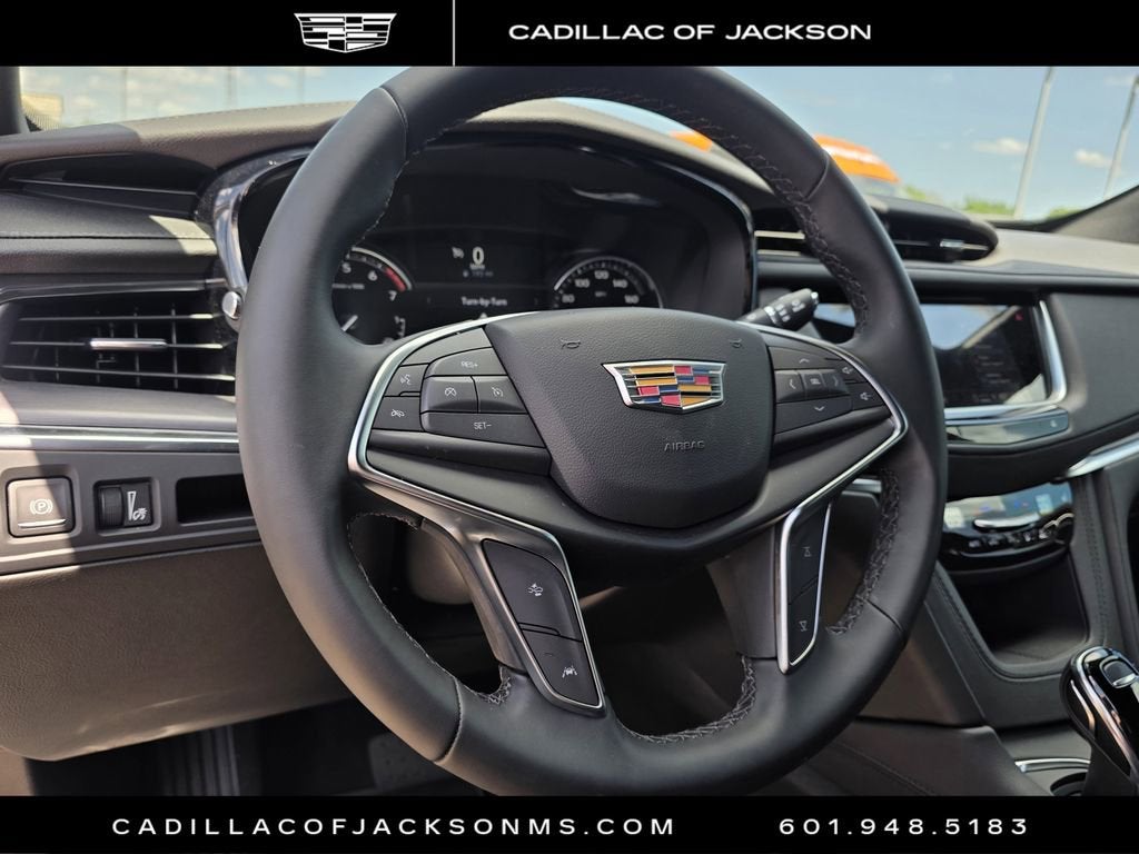 2026 Cadillac XT5 Luxury