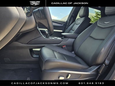 2026 Cadillac XT5 Luxury