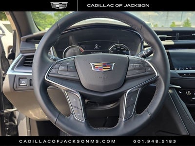 2026 Cadillac XT5 Luxury