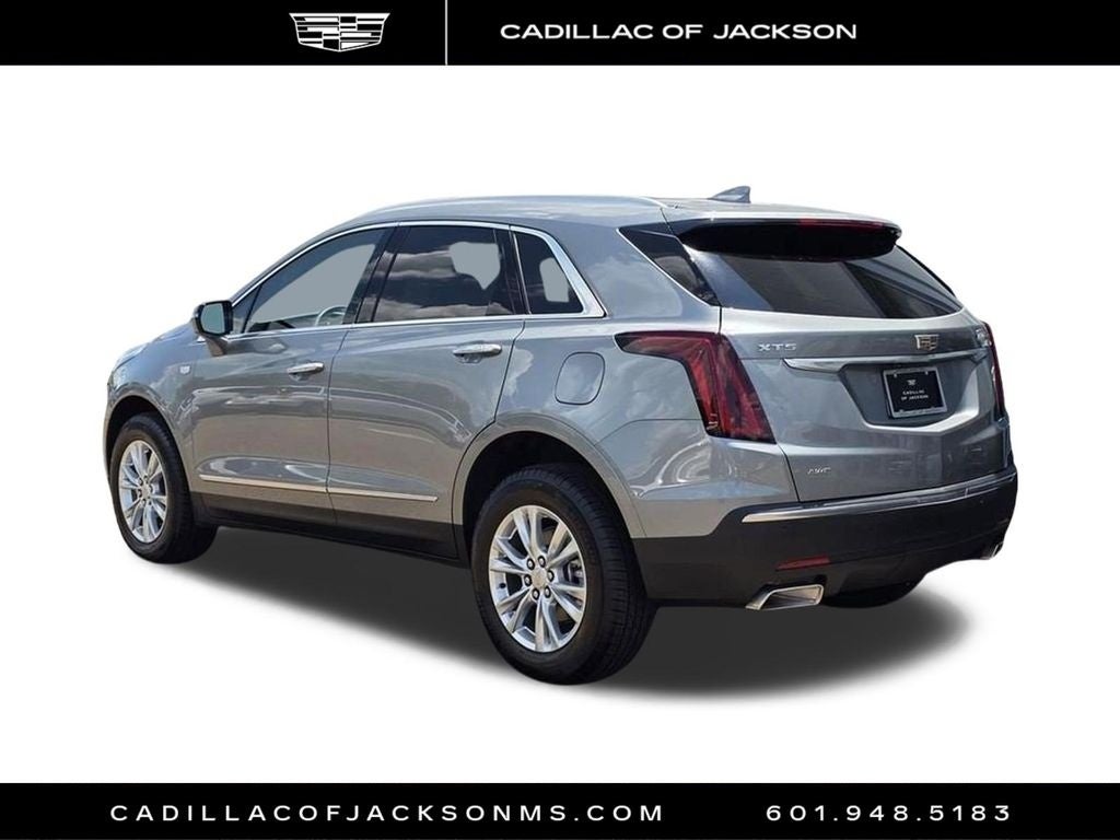 2026 Cadillac XT5 Luxury