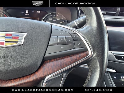 2022 Cadillac XT5 FWD Premium Luxury