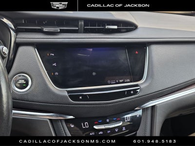 2022 Cadillac XT5 FWD Premium Luxury