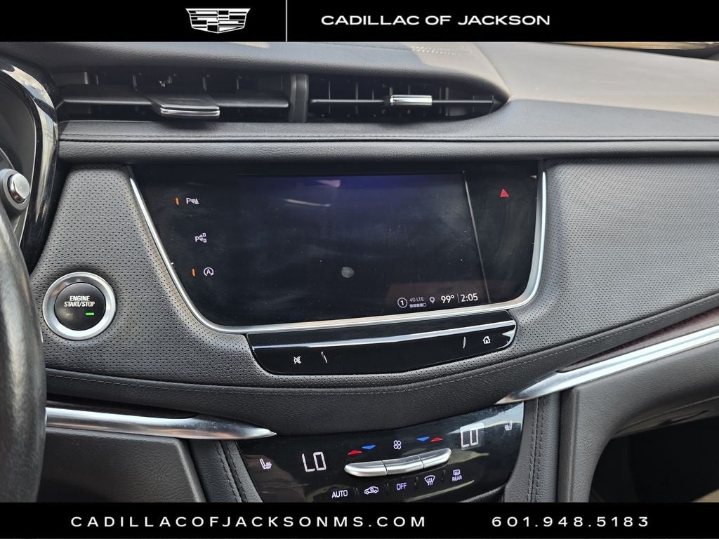 2022 Cadillac XT5 FWD Premium Luxury