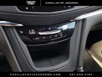 2022 Cadillac XT5 FWD Premium Luxury
