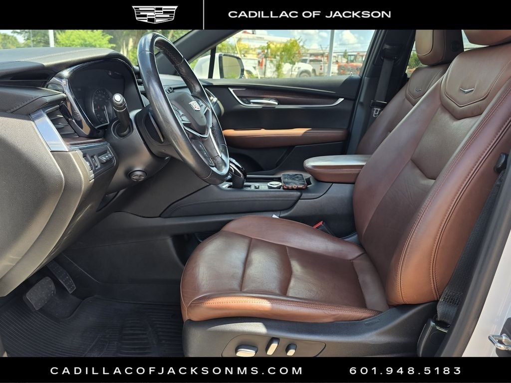 2022 Cadillac XT5 FWD Premium Luxury