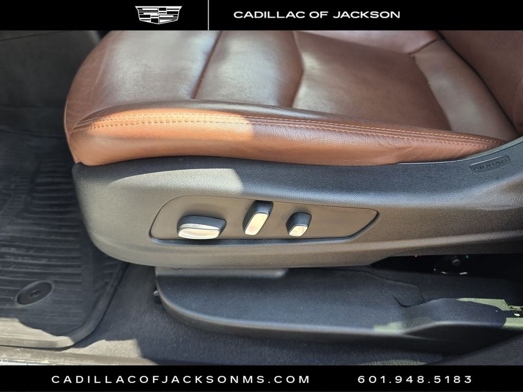 2022 Cadillac XT5 FWD Premium Luxury