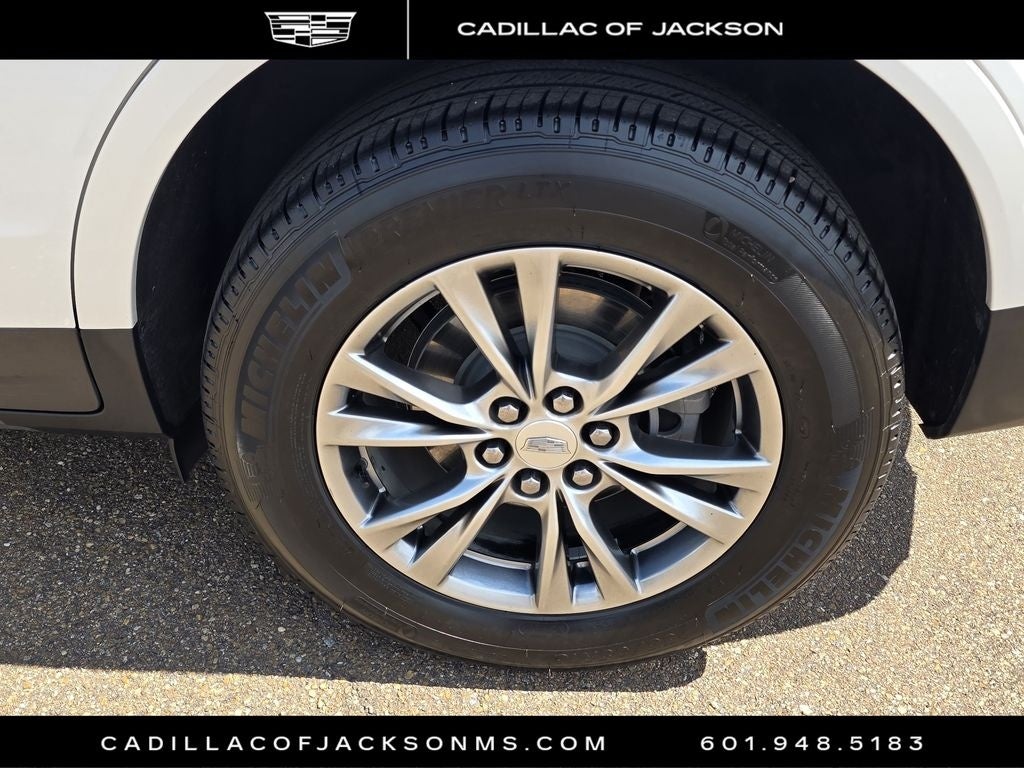 2022 Cadillac XT5 FWD Premium Luxury