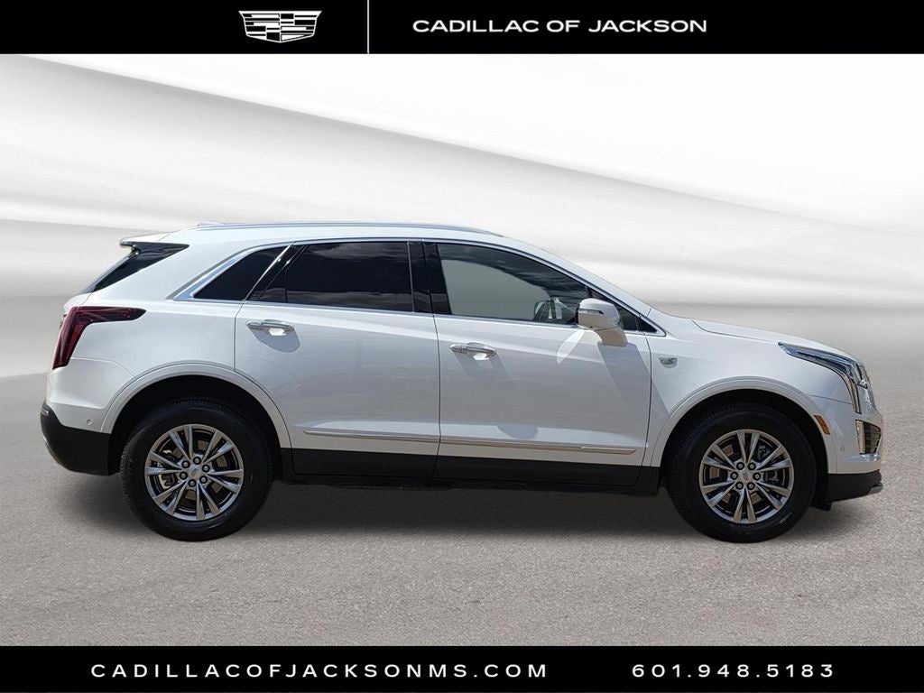2022 Cadillac XT5 FWD Premium Luxury