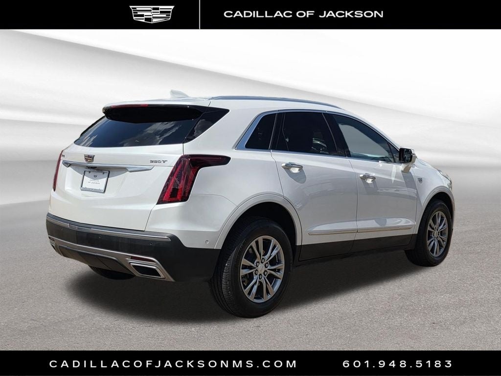 2022 Cadillac XT5 FWD Premium Luxury