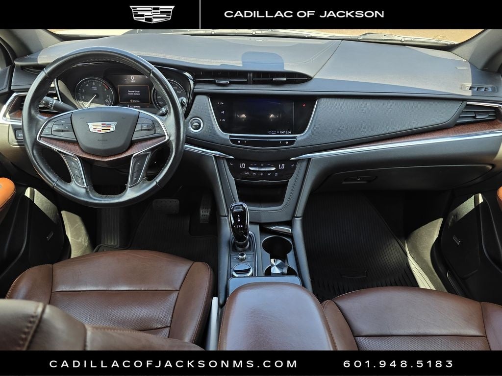 2022 Cadillac XT5 FWD Premium Luxury