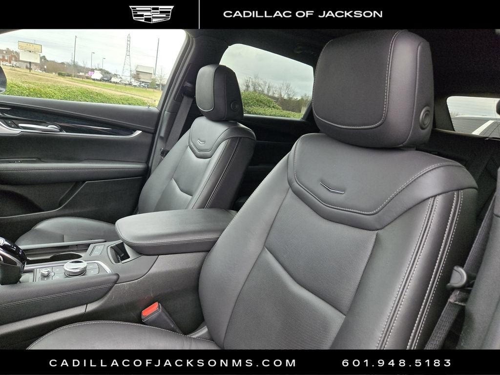 2025 Cadillac XT5 Premium Luxury