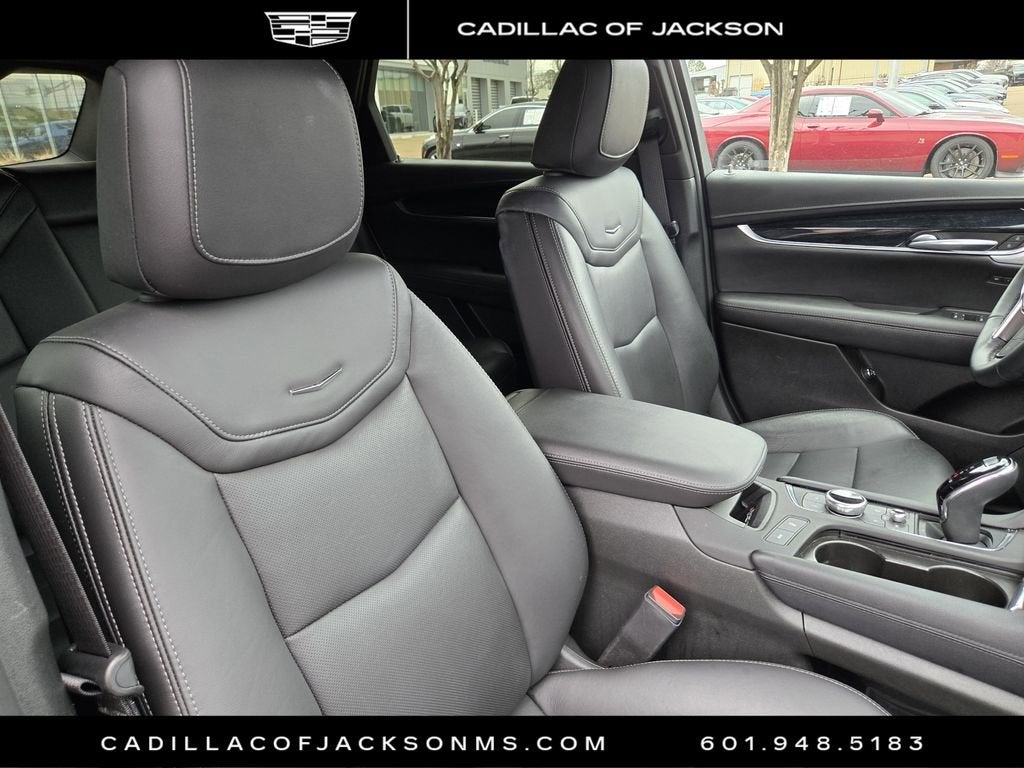 2025 Cadillac XT5 Premium Luxury