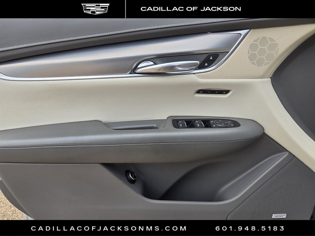 2017 Cadillac XT5 Premium Luxury FWD