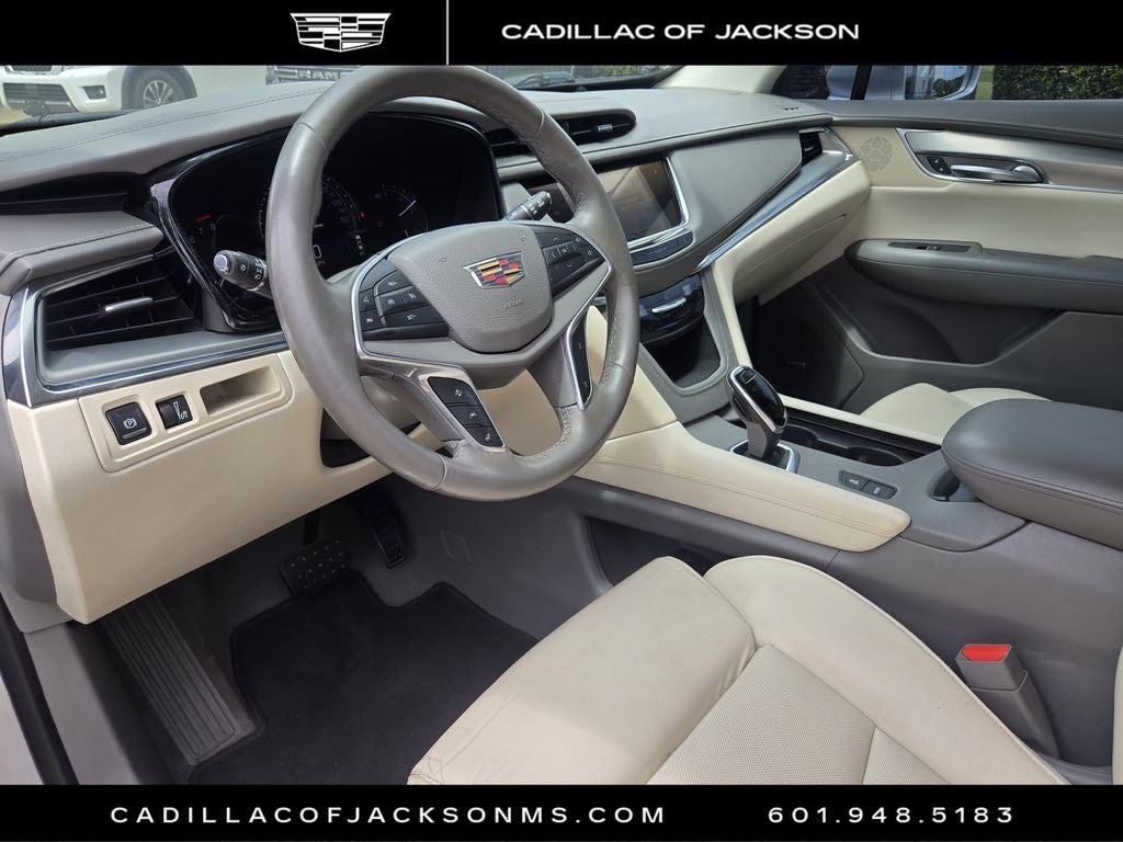 2017 Cadillac XT5 Premium Luxury FWD