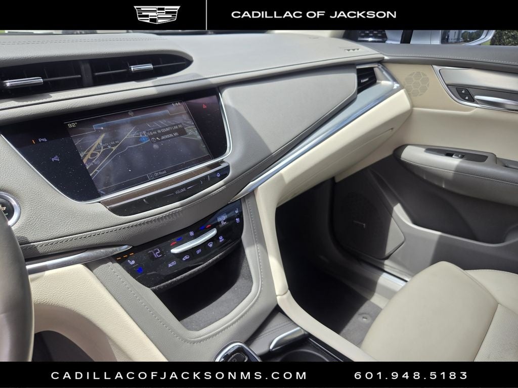 2017 Cadillac XT5 Premium Luxury FWD