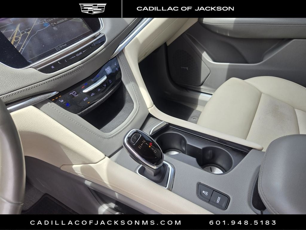 2017 Cadillac XT5 Premium Luxury FWD