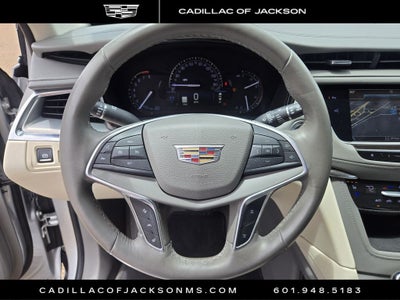 2017 Cadillac XT5 Premium Luxury FWD