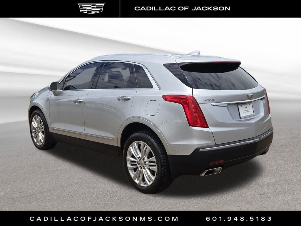 2017 Cadillac XT5 Premium Luxury FWD