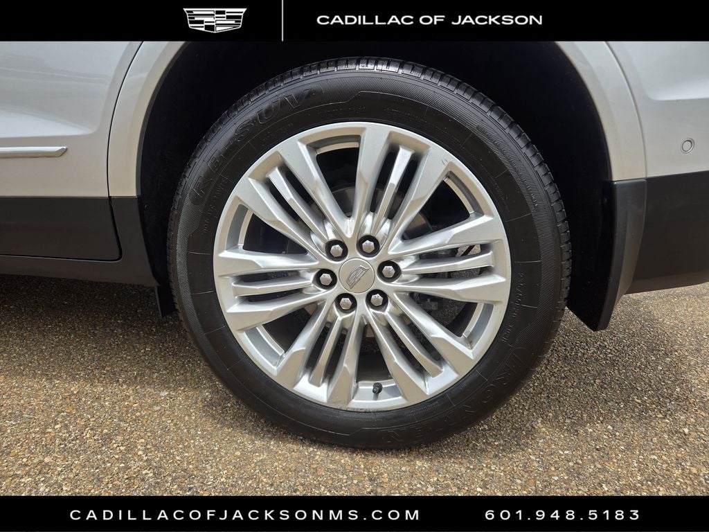 2017 Cadillac XT5 Premium Luxury FWD
