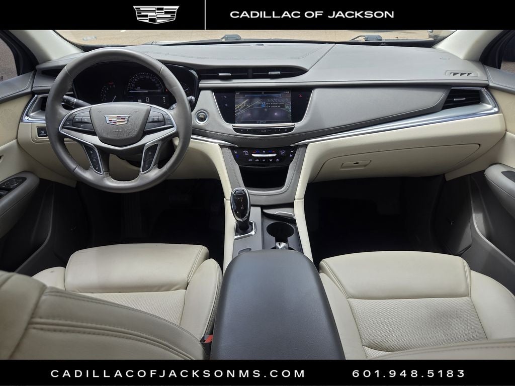 2017 Cadillac XT5 Premium Luxury FWD