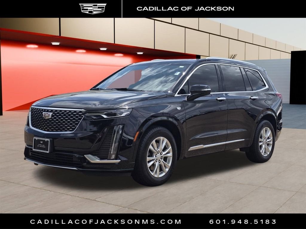 2025 Cadillac XT6 Luxury